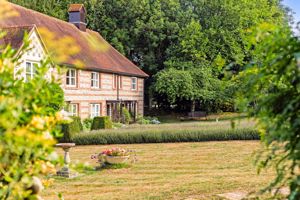 Photo 25- click for photo gallery